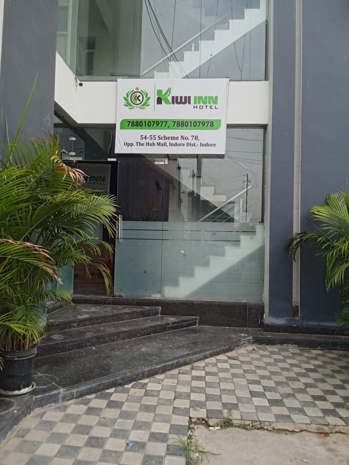 Hotel Kiwi Inn Vijaynagar Scheme 78 Indaur Exteriér fotografie