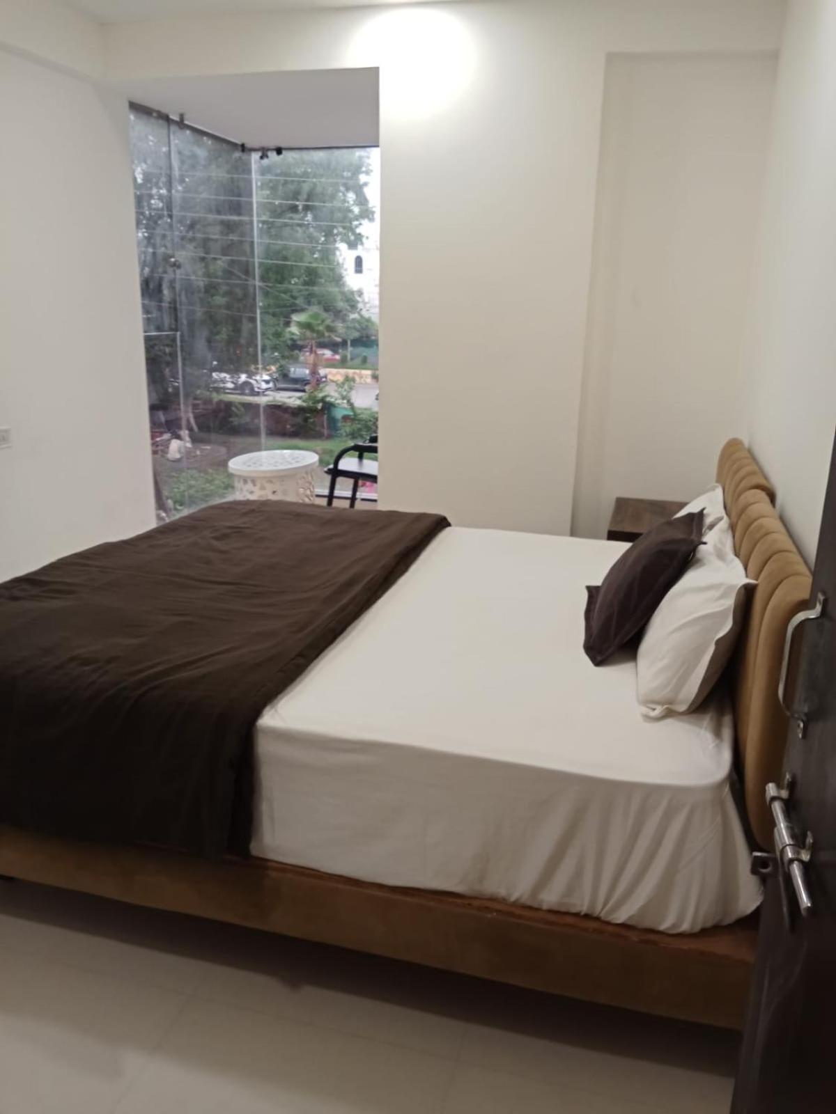 Hotel Kiwi Inn Vijaynagar Scheme 78 Indaur Exteriér fotografie